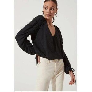 ASTR the Label Ruched Long Sleeve Top Black Sz-XS NWT MSRP $55.